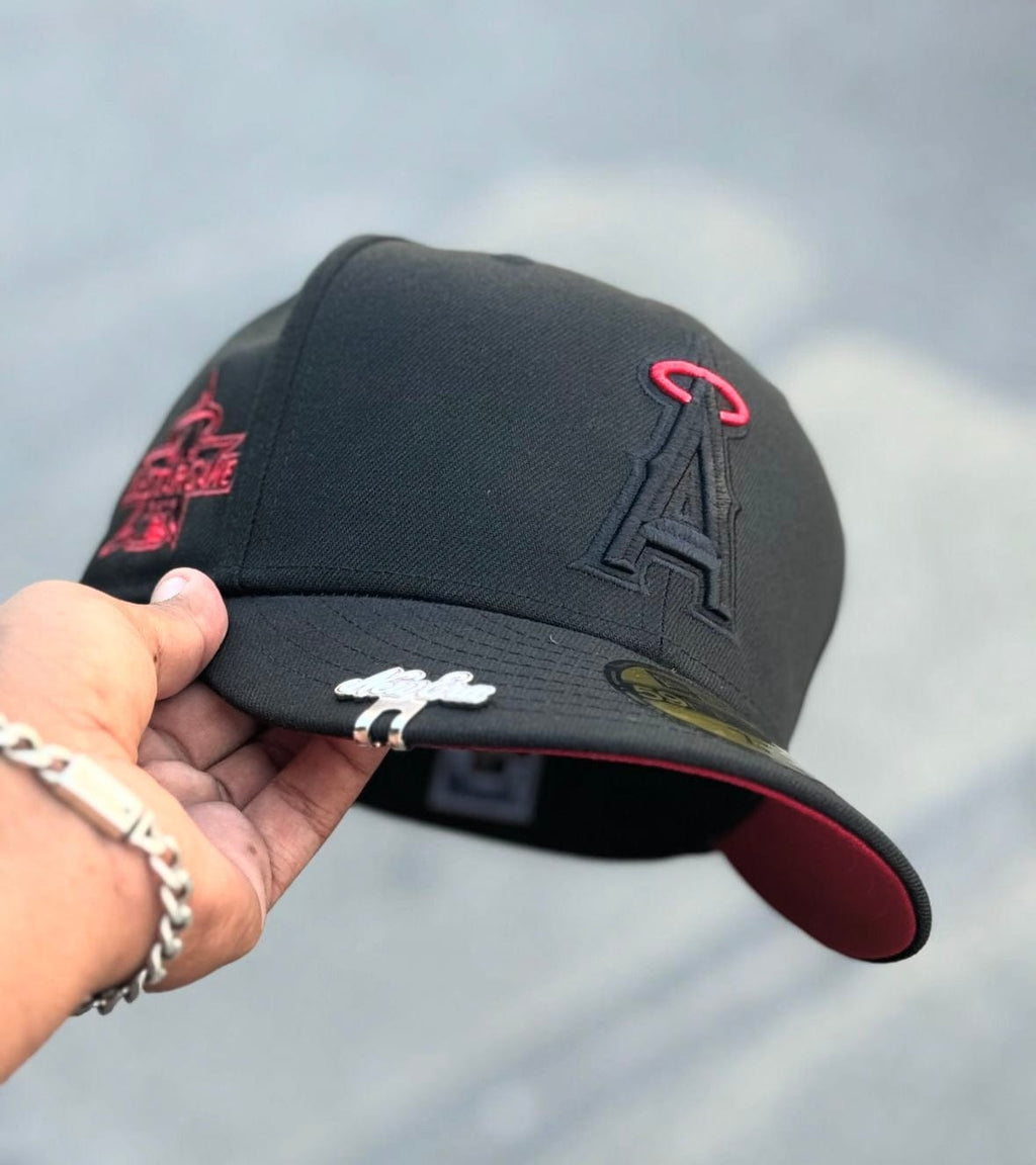 ((2.0)) Anaheim Angels black/red