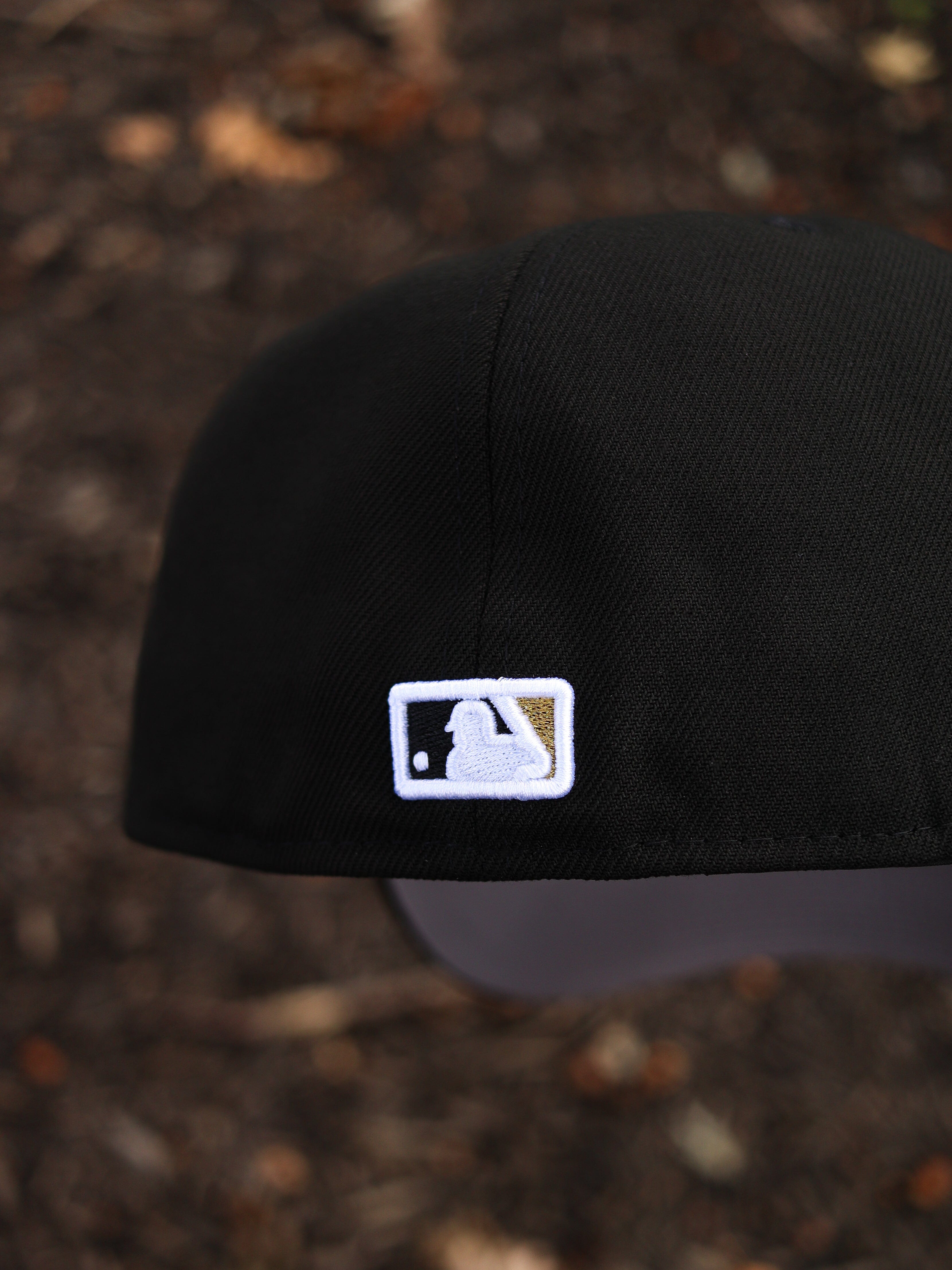 BLK/gold Toronto