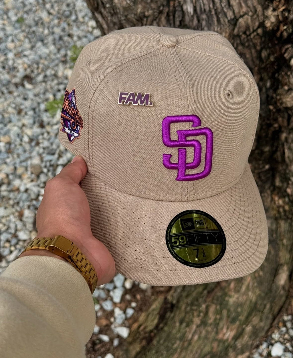 Padres PB&J (PIN NOT INCLUDED)