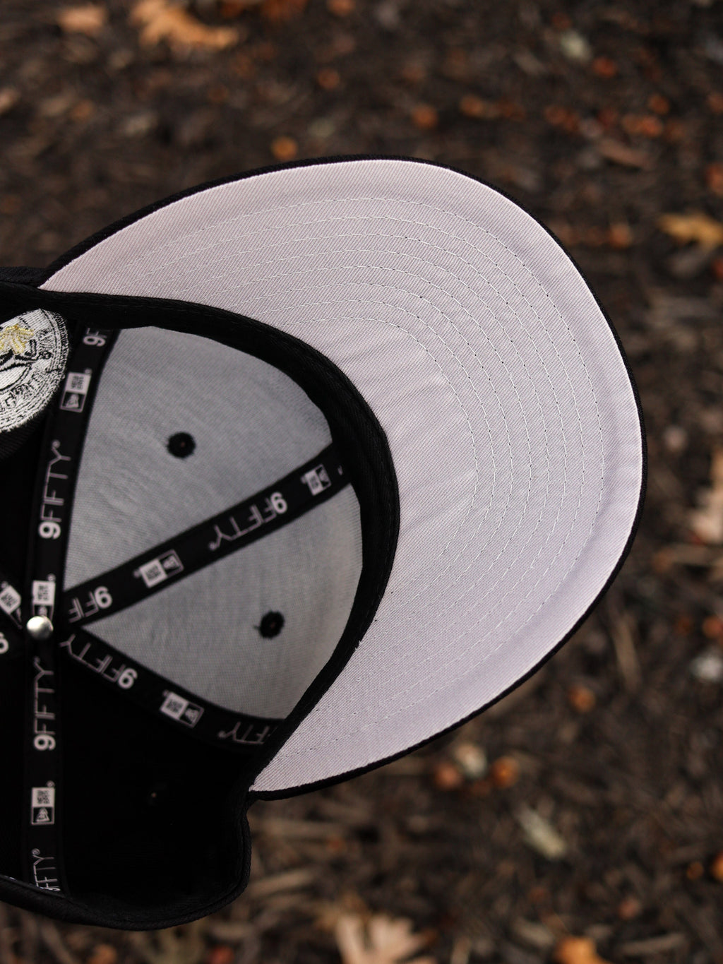 SnapBack (BLK/gold) blue Jays